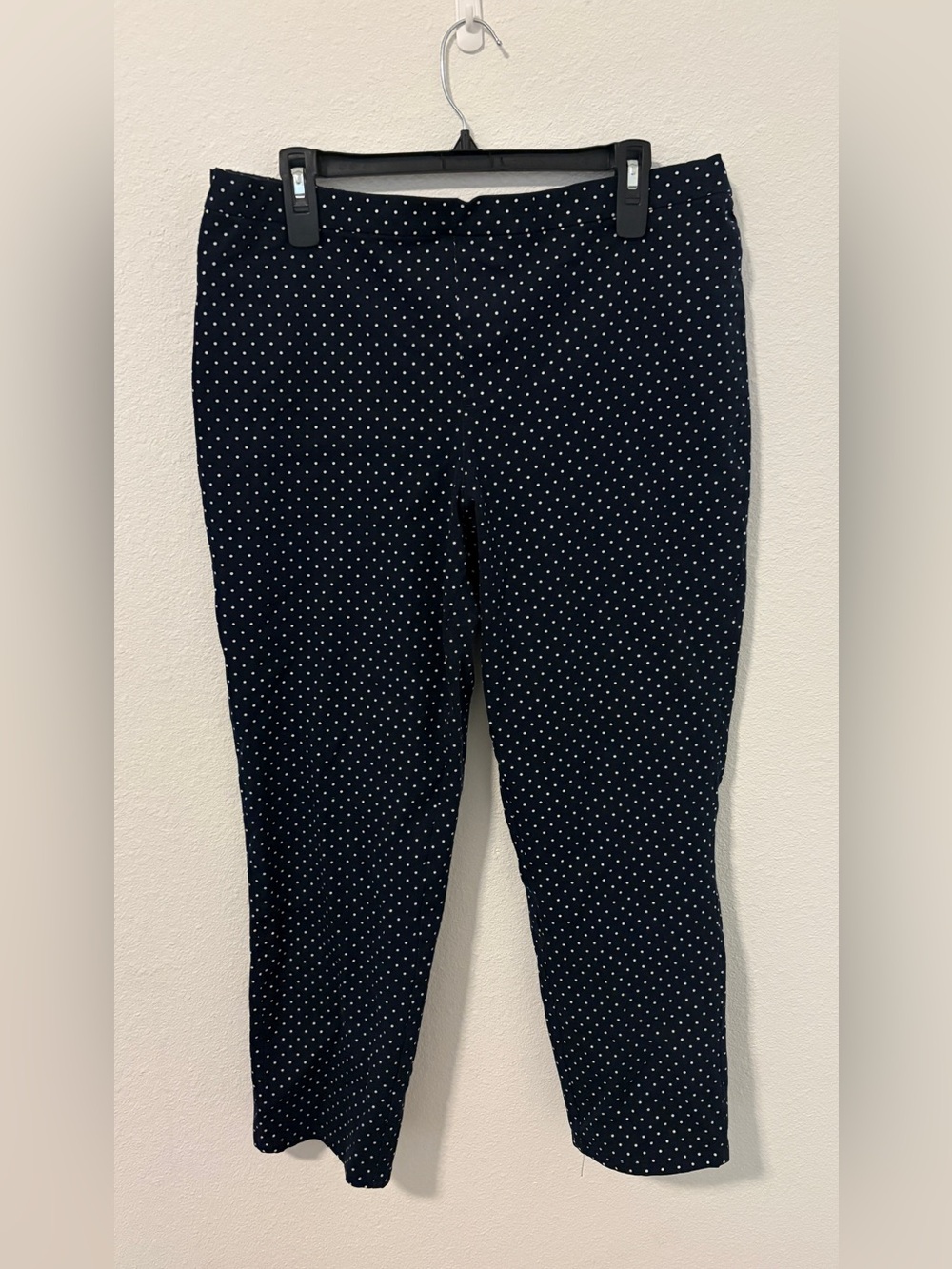 Isaac Mizrahi Navy Polka Dot Stretch Pull On Ankle Pants Size 18W Nautical